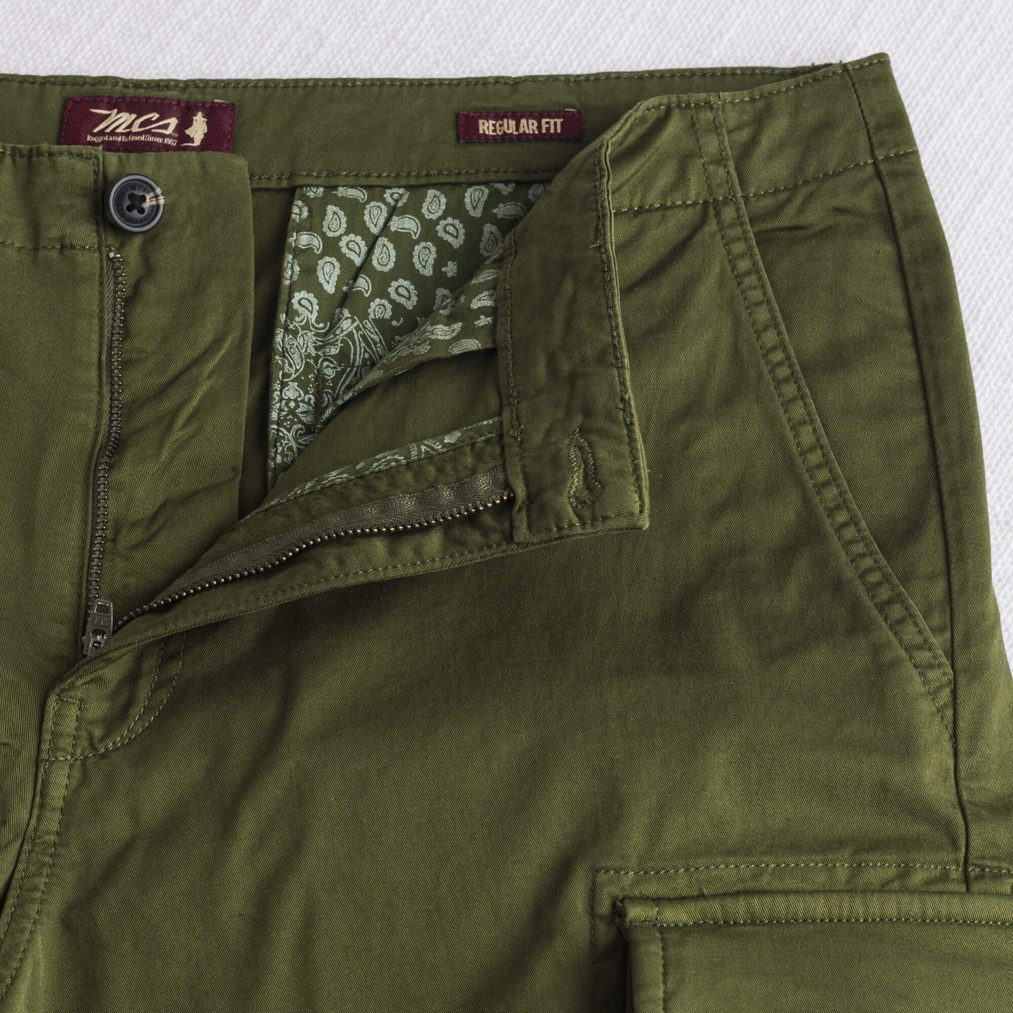 Bermuda cargo in gabardina stretch - Dark Olive - Image 4