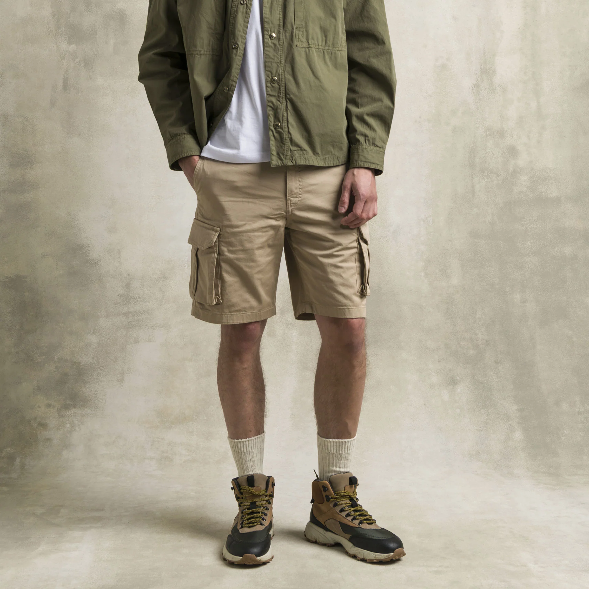 Bermuda cargo in gabardina stretch - Khaky - Image 6