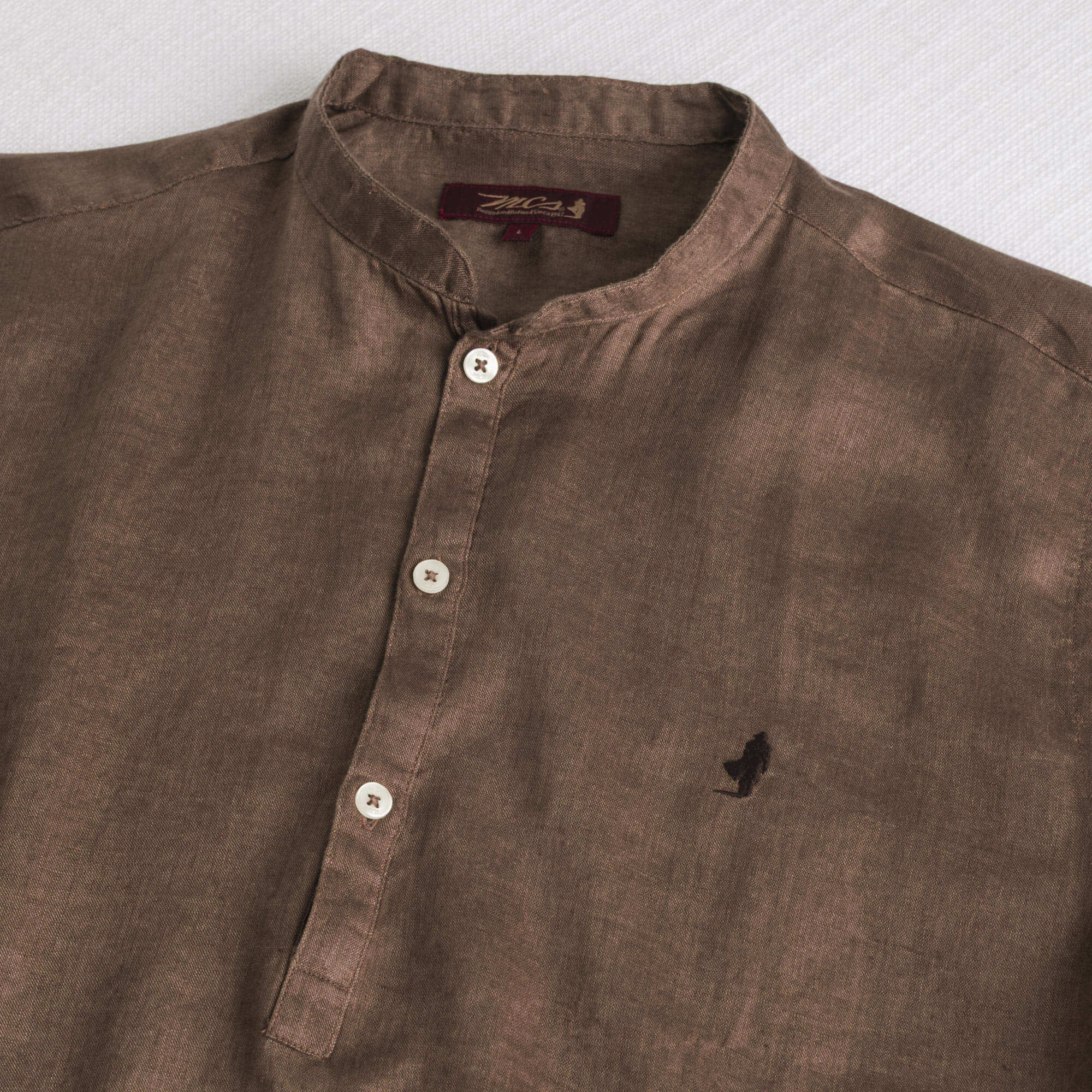 Camicia 100% lino serafino con collo coreana - Milk Chocolate - Image 3