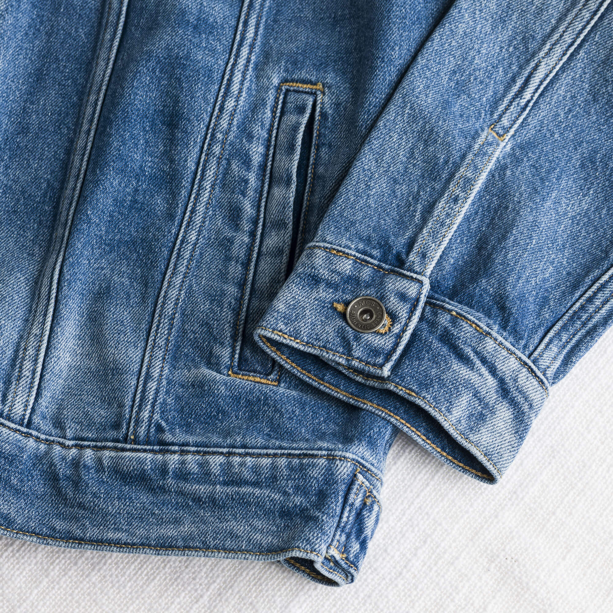 Giacca Trucker in denim - Mid Blue - Image 4