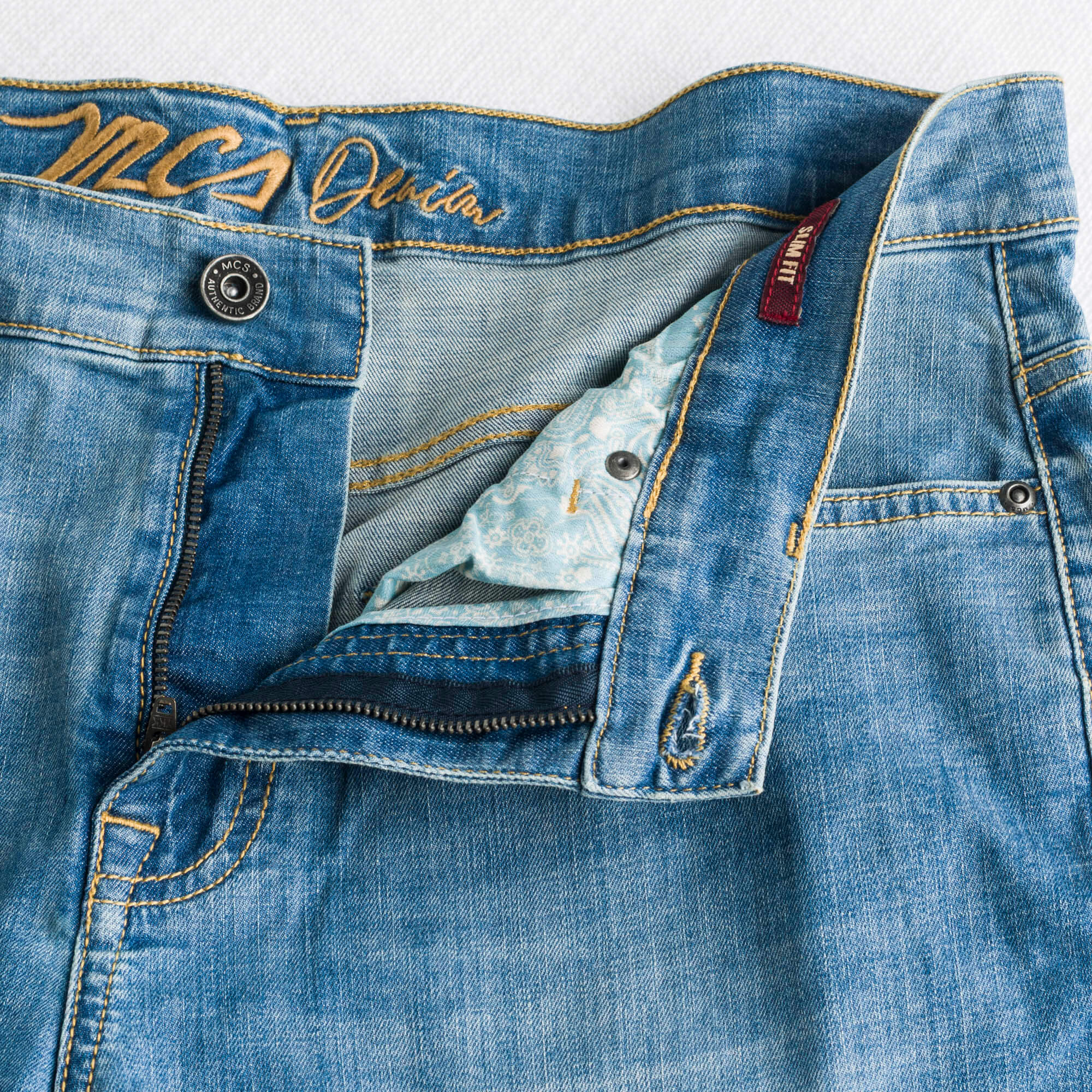 Jeans Leggero Essential Slim - Denim - Image 4