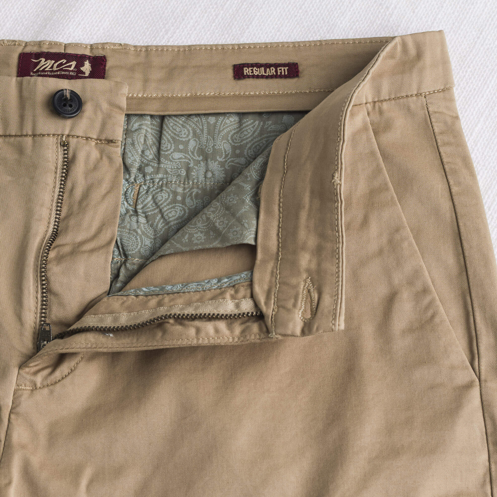 Pantalone chino corto in gabardina stretch - Khaky - Image 4