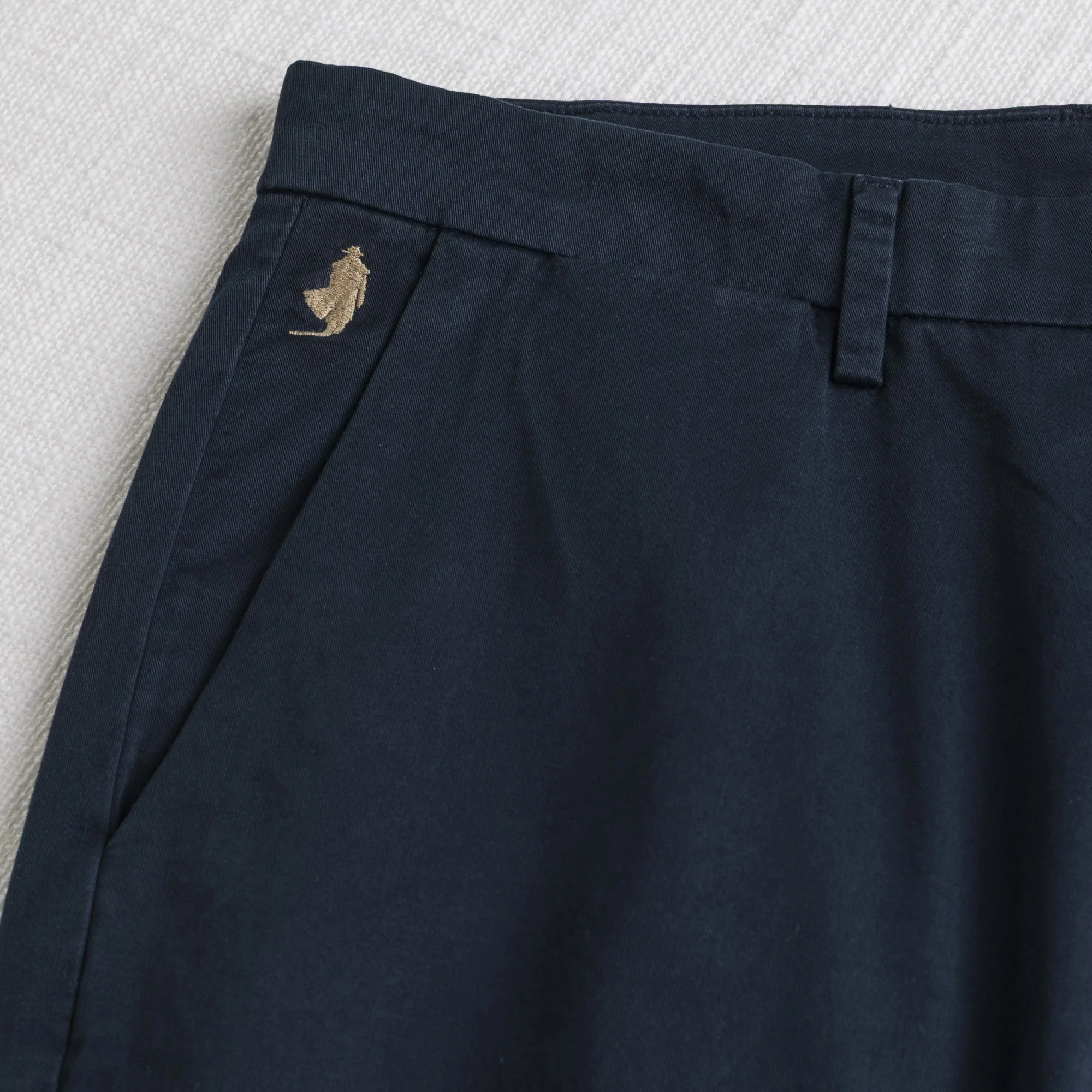 Pantalone chino corto in gabardina stretch - Navy Blue - Image 3
