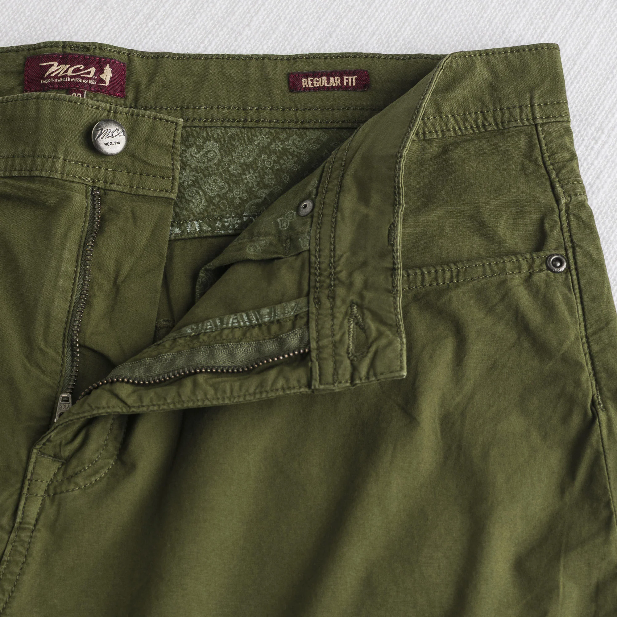 Pantalone corto in popeline di cotone stretch - Dark Olive - Image 4