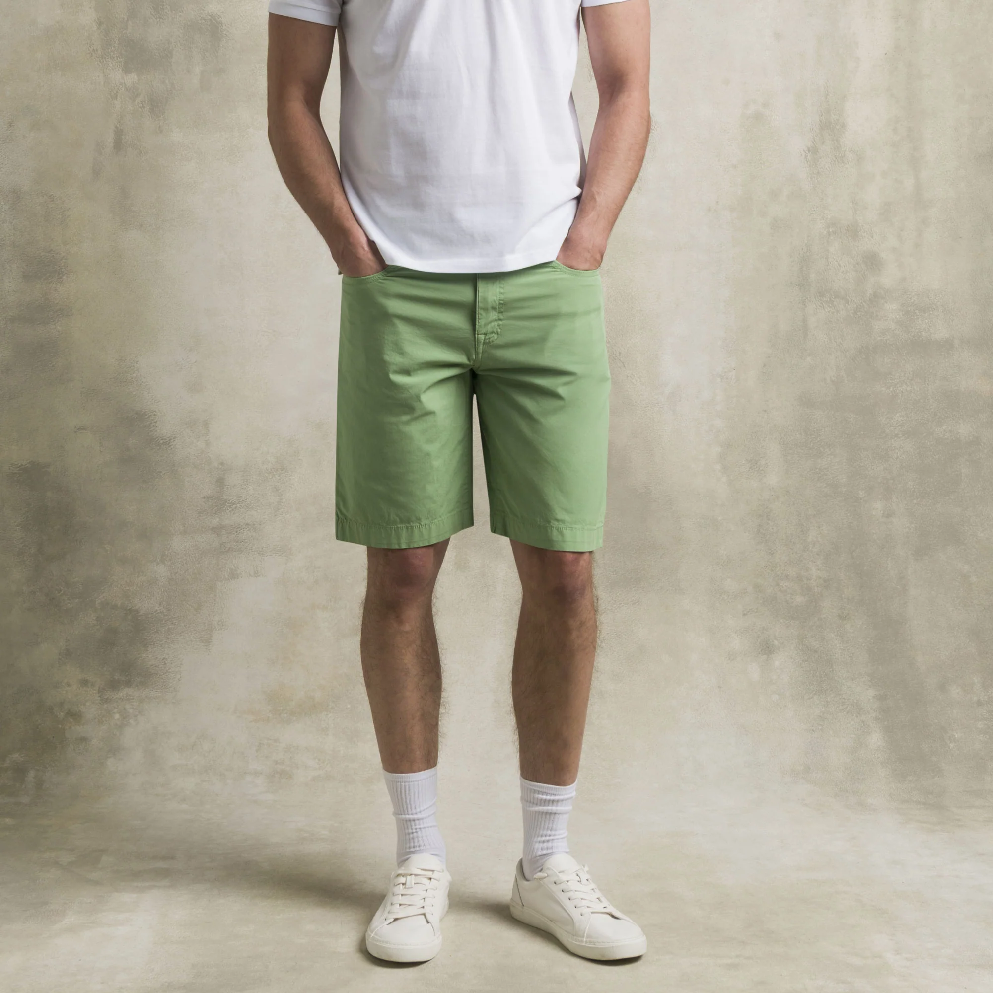 Pantalone corto in popeline di cotone stretch - Light Green - Image 6