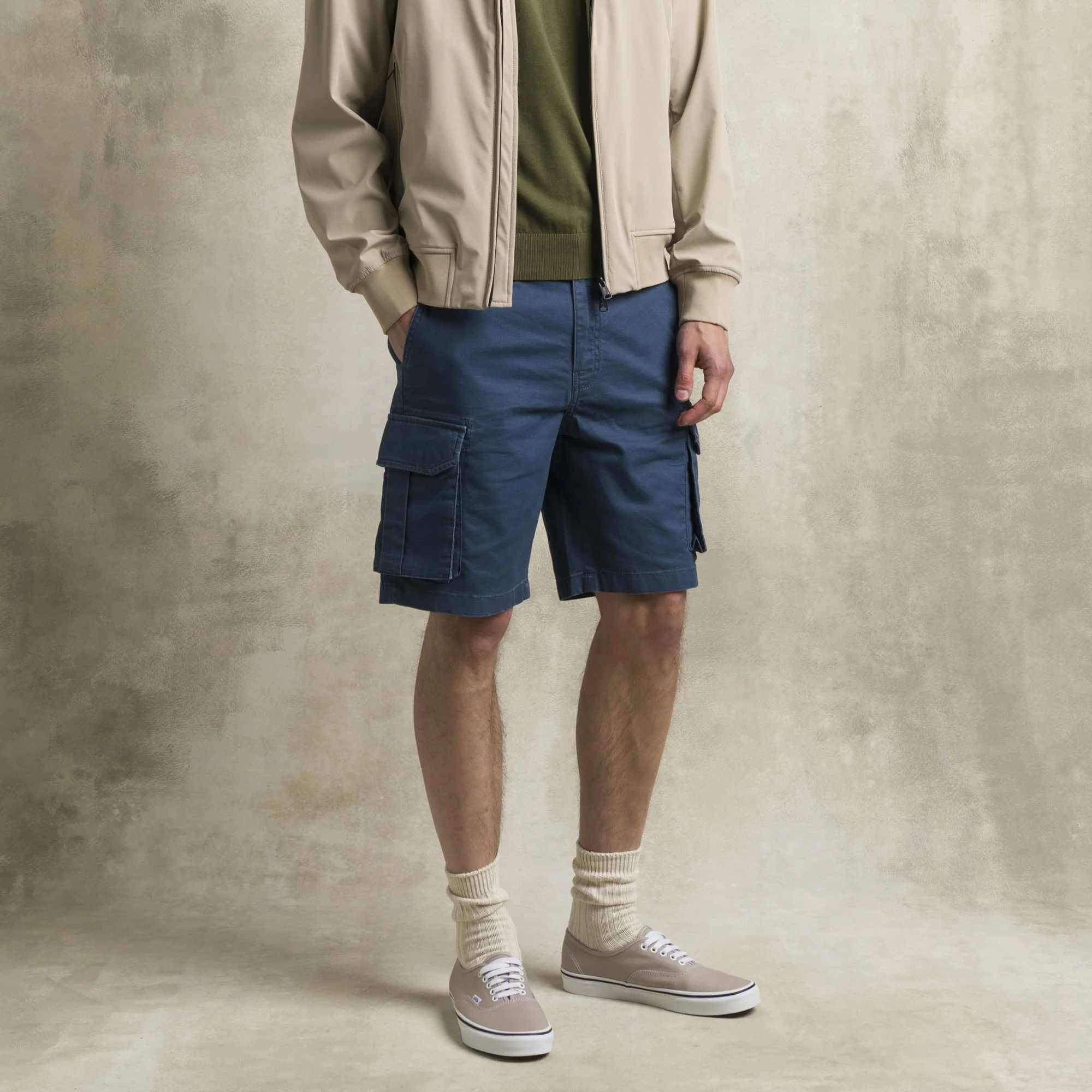 Pantaloni cargo corti in cotone stretch - Navy Blue - Image 6